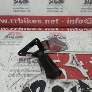 ESTRIBERA DELANTERA IZQUIERDA