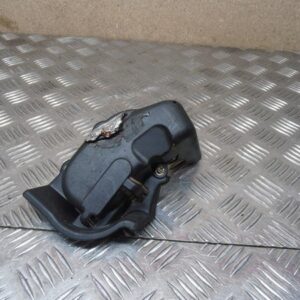 PLÁSTICO TAPA BOMBA GASOLINA