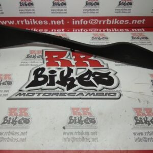 EMBELLECEDOR LATERAL DERECHO