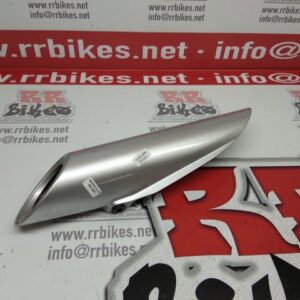 EMBELLECEDOR ESCAPE IZQUIERDO