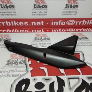 PLASTICO DEBAJO ASIENTO DERECHO