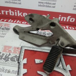 ESTRIBERA DELANTERA DERECHA