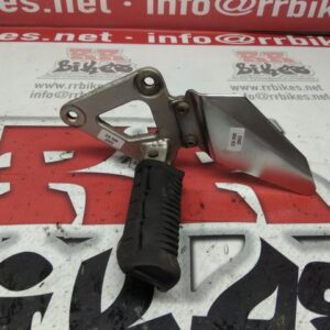 ESTRIBERA DELANTERA IZQUIERDA