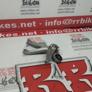 ESTRIBERA TRASERA DERECHA