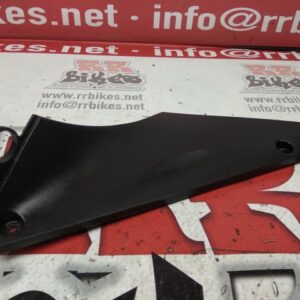 PLASTICO INTERIOR LATERAL DERECHO