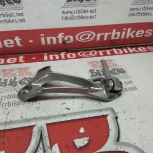 ESTRIBERA TRASERA IZQUIERDA