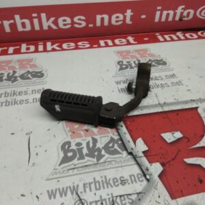 ESTRIBERA DELANTERA DERECHA