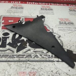 PLASTICO INTERIOR LATERAL DERECHO