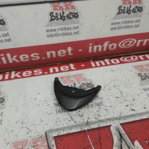 PLASTICO SUPERIOR FARO TRASERO