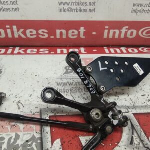 ESTRIBERA DELANTERA IZQUIERDA