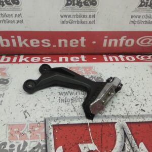 ESTRIBERA TRASERA DERECHA