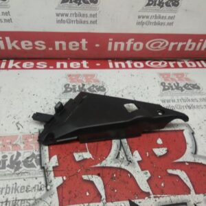 PLASTICO DERECHO DEPOSITO FRENO TRASERO