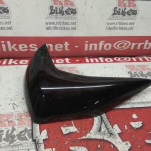 CUBRERADIADOR IZQUIERDO NEGRO