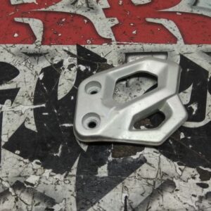 EMBELLECEDOR IZQUIERDA