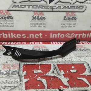 EMBELLECEDOR CHASIS DERECHO