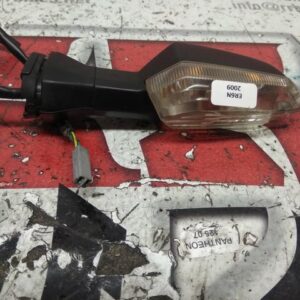 INTERMITENTE TRASERO DERECHO