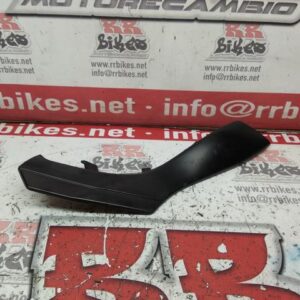 PLÁSTICO DEBAJO ASIENTO DERECHO