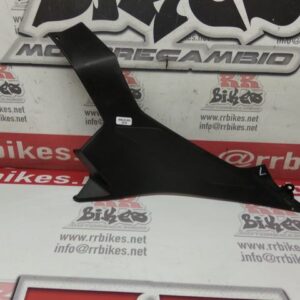 PLÁSTICO BAJO DEPOSITO IZQUIERDO