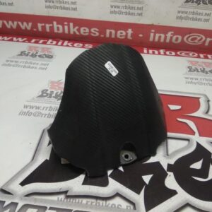 PLÁSTICO GUARDABARROS TRASERO