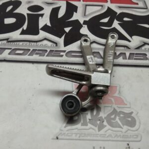 ESTRIBERA TRASERA DERECHA