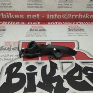 PLASTICO FARO DERECHO