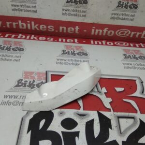 EMBELLECEDOR DERECHO FARO DELANTERO