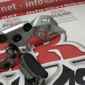 ESTRIBERA DELANTERA IZQUIERDA