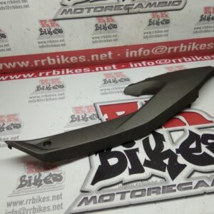 PLASTICO BAJO ASIENTO DERECHO