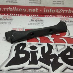 PLASTICO BAJO RADIADOR