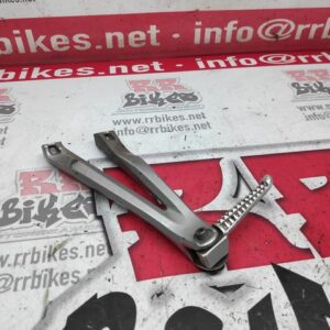 ESTRIBERA TRASERA IZQUIERDA