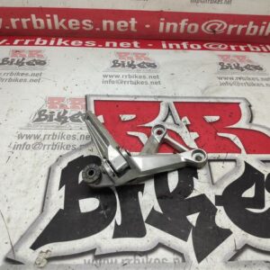 ESTRIBERA TRASERA DERECHA