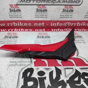 PLASTICO BAJO DEPOSITO IZQUIERDO