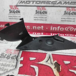 PLASTICO INTERIOR CARENADO DERECHO