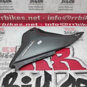 PLASTICO BAJO ASIENTO IZQUIERDO