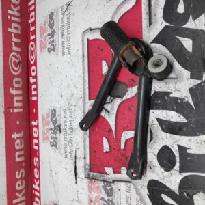 ESTRIBERA TRASERA IZQUIERDA