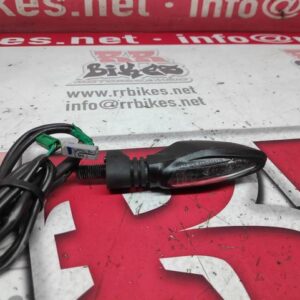 INTERMITENTE TRASERO DERECHO