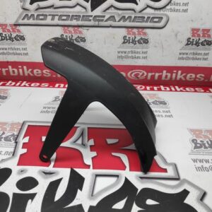 PLASTICO GUARDABARROS DELANTERO