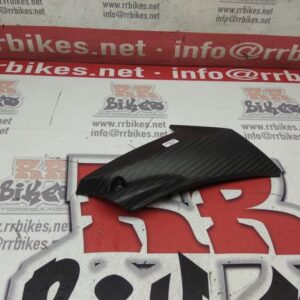 PLASTICO EMBELLECEDOR CHASIS DERECHO