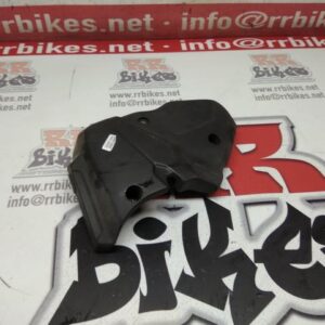 PLASTICO TAPA PIÑON