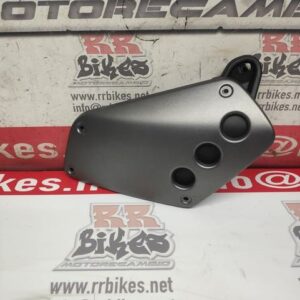 TAPA BAJO DEPOSITO DERECHA