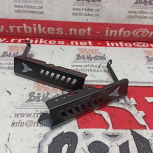 EMBELLECEDORES RADIADOR YAMAHA MT09SP 2019