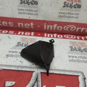 EMBELLECEDOR FARO DERECHO