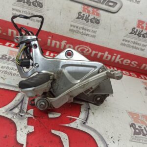 ESTRIBERA DELANTERA DERECHA