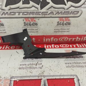 PLASTICO INTERIOR LATERAL DERECHO