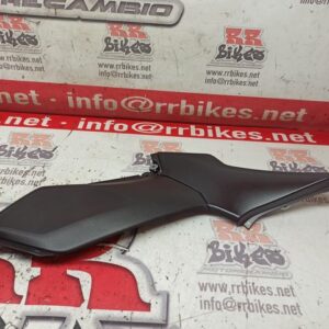 PLASTICO BAJO ASIENTO IZQUIERDO