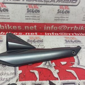 PLASTICO DEBAJO ASIENTO IZQUIERDO