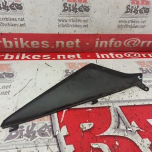 PLASTICO DEBAJO DEPOSITO DERECHO