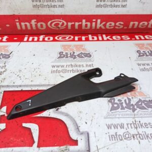 PLASTICO SUBCHASIS IZQUIERDO