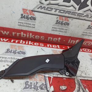 PLASTICO BAJO DEPOSITO IZQUIERDO