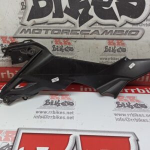 PLASTICO INTERIOR DERECHO